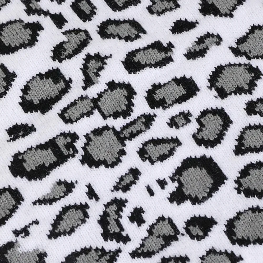 Leopard Print Beanie White Grey - Picture 7 of 13